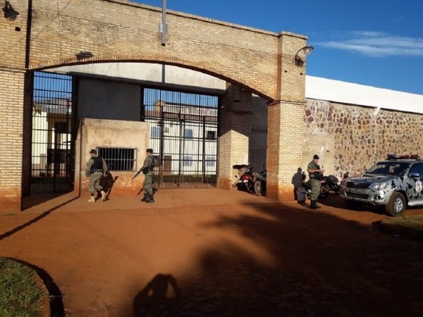 El PCC es un poder dentro de las cárceles de Paraguay, afirma criminólogo