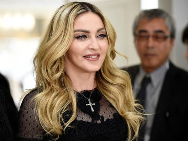 Lesión de rodilla no da tregua a Madonna y cancela otro concierto