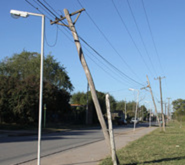 Muere electricista tras intentar reparar un tendido eléctrico  - Paraguay.com