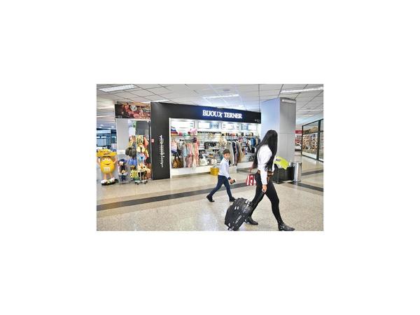 Dinac afirma que el duty free dará 616% más de recaudación