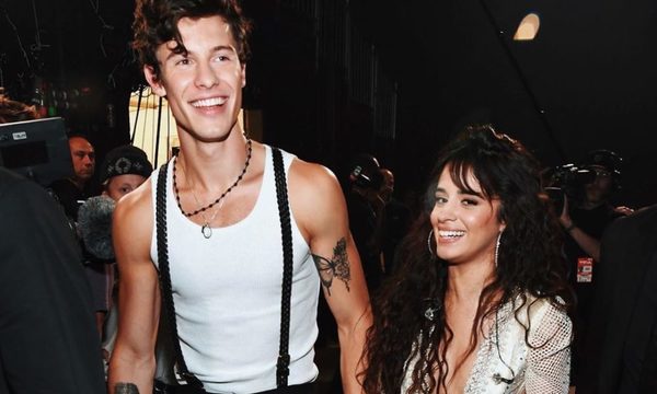 Camila Cabello y Shawn Mendes prometen subir al escenario en ropa interior si ganan un Grammy