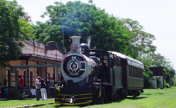 Se espera recuperar las vías y reparar la locomotora del Tren del Lago