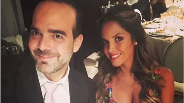 La romántica dedicatoria que Álvaro Mora recibió por parte de su esposa