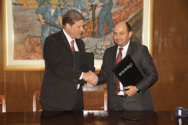 INC firma convenio para asegurar provisión de cemento en obras de la Essap | .::Agencia IP::.