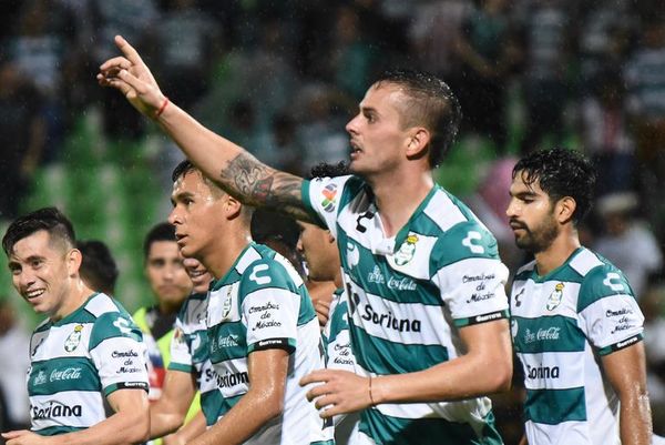 Santos derrota al Pumas - Fútbol - ABC Color