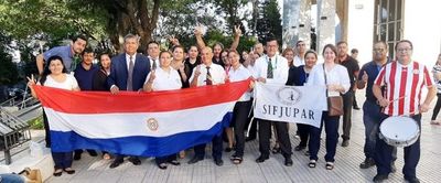 Tras apelación, Tribunal confirma ilegalidad de huelga de funcionarios judiciales - Nacionales - ABC Color