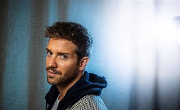 HOY / Pablo Alborán se une a las actuaciones musicales de los Premios Goya
