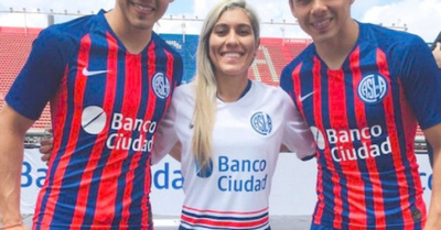 Invitó a los mellizos a jugar un partidí mbarete
