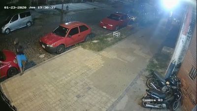 Motoasaltantes siguen actuando sin temor y con violencia - Nacionales - ABC Color
