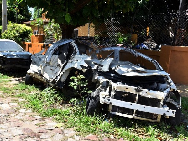 Jueza ordena destruir autos en comisarías