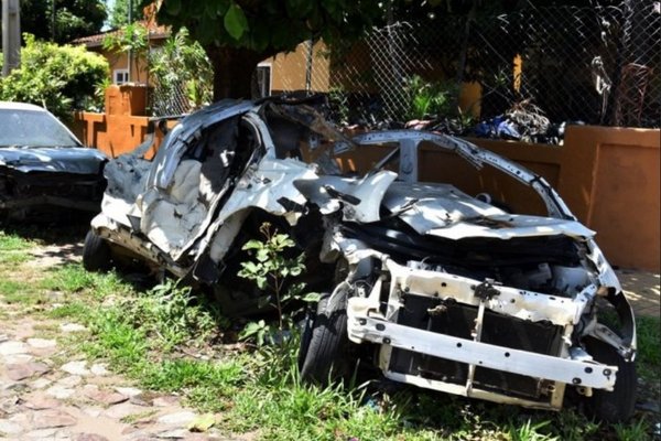 Jueza autoriza la destrucción de vehículos abandonados