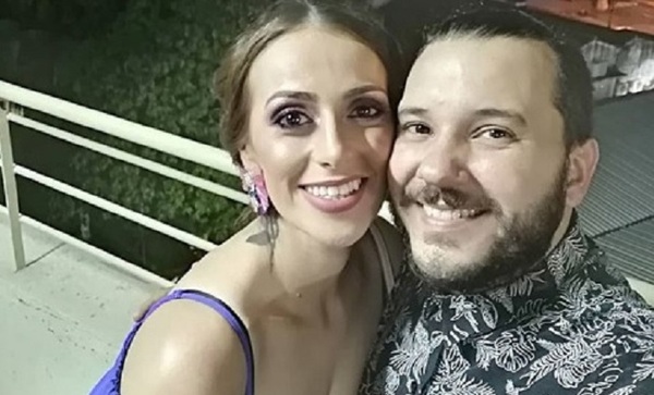 José Ayala y su esposa celebran 13 años de amor