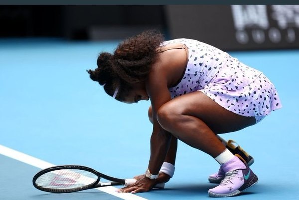 Paseo de Djokovic, fin del sueño para Serena y Osaka, adiós de Wozniacki
