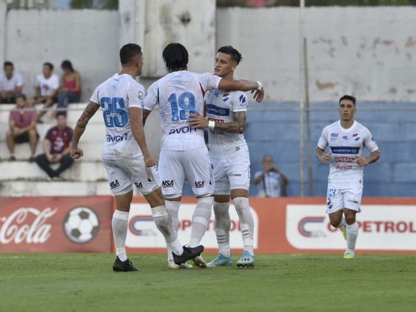 La fecha arranca en los Jardines - Fútbol - ABC Color