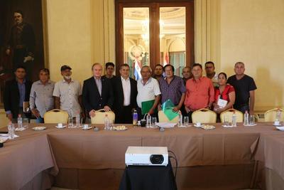 Dejan una nota y lanzan una advertencia en el Palacio de López - ADN Paraguayo