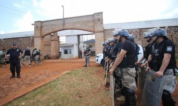 HOY / Corrupción e ineficacia del gobierno desata crisis en las cárceles, afirma Codehupy