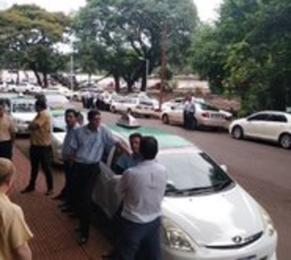Municipalidad de Ciudad del Este avala legalidad de MUV y Uber - Paraguay.com