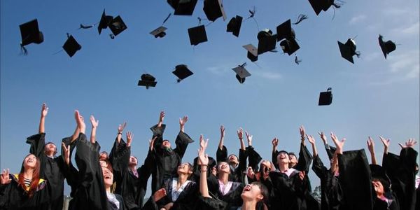 IE University y el International Trade Center lanzan becas para mujeres