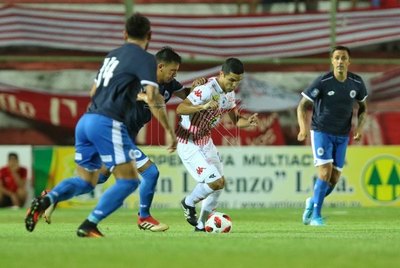 San Lorenzo perseveró y cerca del final castigó al '12'