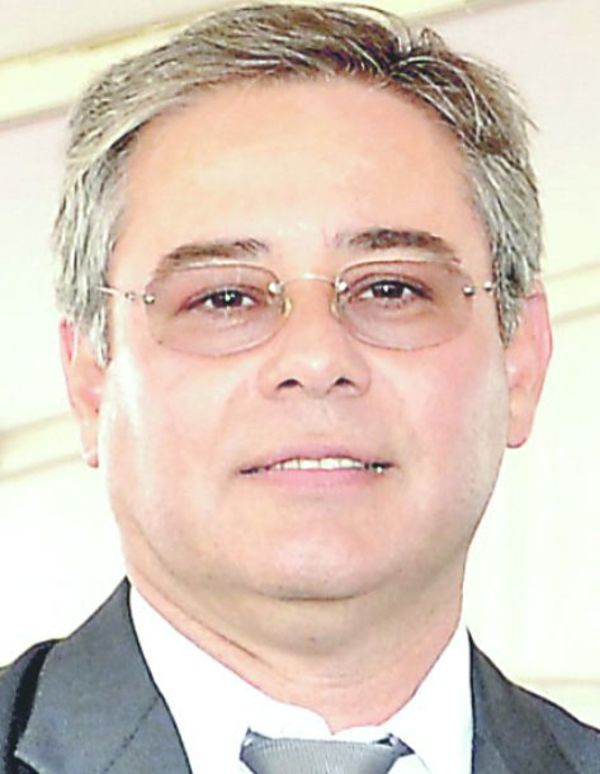 Intendente imputado busca tercer mandato en San Antonio - Política - ABC Color