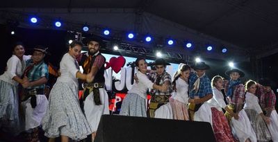 Tradicional fiesta misionera - Artes y Espectáculos - ABC Color