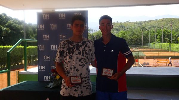 Martín Vergara es campeón en tenis