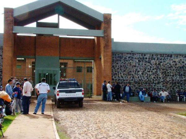 Coordinan acciones para reforzar seguridad en la Penitenciaría de Itapúa