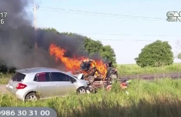 Multiple choque en San Patricio dejó dos fallecidos - SNT