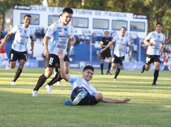 Guaireña celebra un histórico triunfo ante el Kelito.