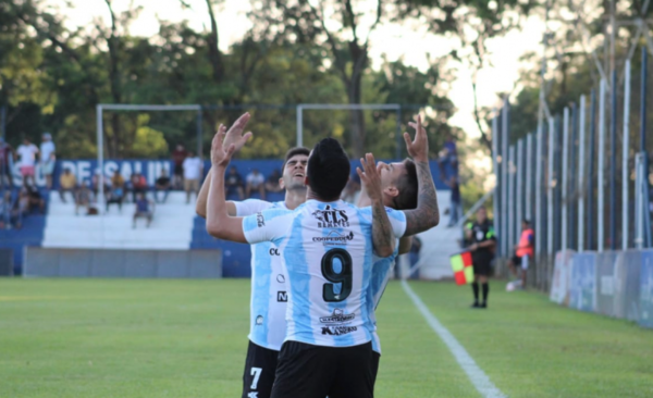 HOY / Guaireña da su primer grito de júbilo en el torneo de honor