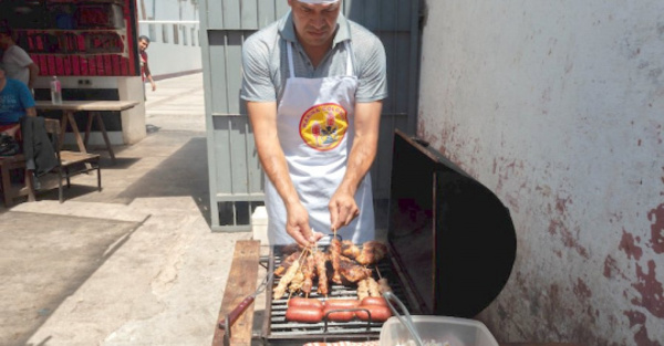 Preso se luce con sus ricos asaditos