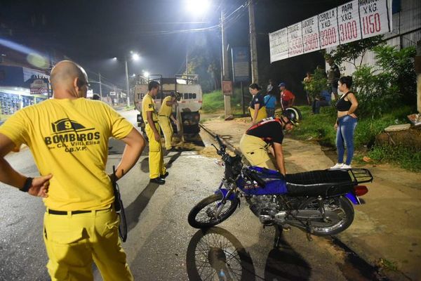 Un motociclista herido tras chocar con un camión de gran porte - Nacionales - ABC Color