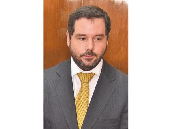 Hugo Volpe afirma sentirse traicionado por fiscala general