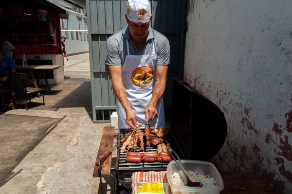 Asadito con sabor a libertad en busca de la reinserción