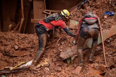 Sube a 37 número de muertos por violentas lluvias en Brasil - Mundo - ABC Color