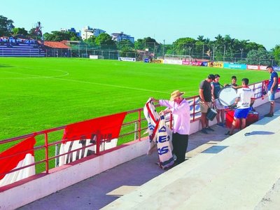 Abue viajó más de 200 km para ver al Trico