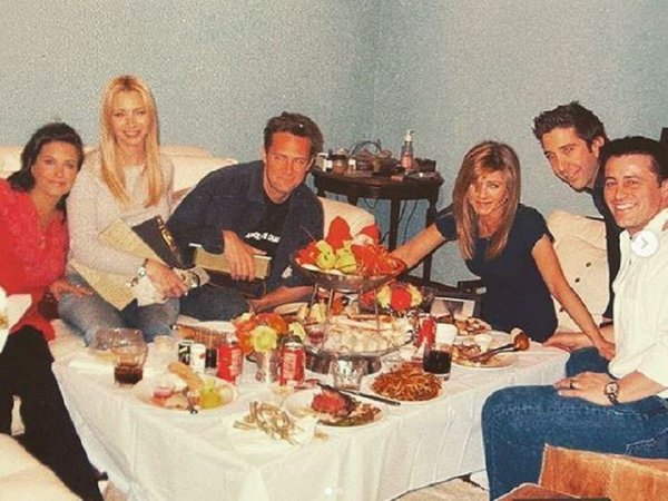 Una foto inédita de la última cena de Friends causa furor en las redes