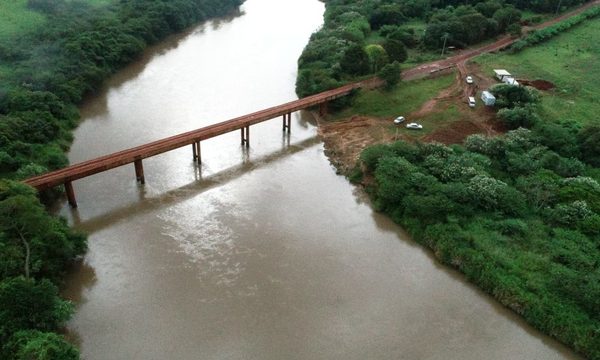 Inicia construcción de puente que unirá Minga Guazú con Los Cedrales