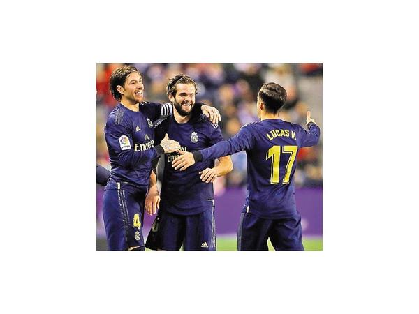 Real Madrid se escapa en la cima