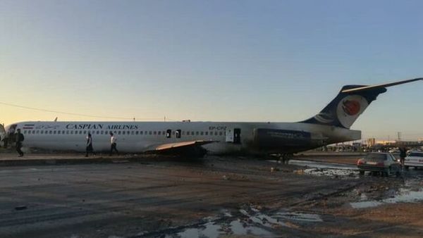 Un avión de pasajeros afgano se estrella en el este de Afganistán » Ñanduti