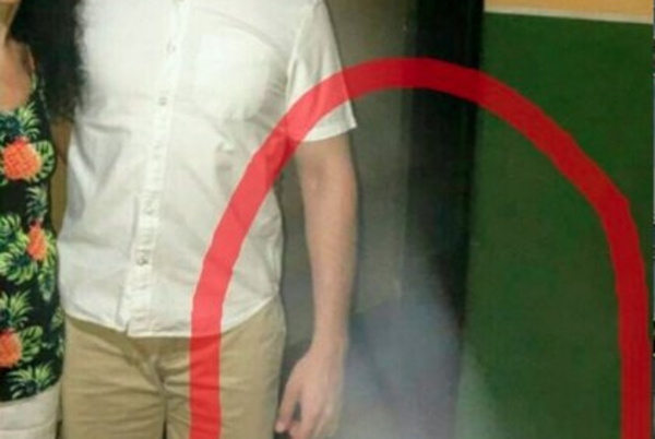 Un “ángel” perruno salió en foto familiar