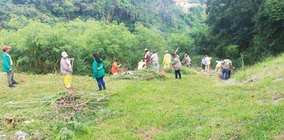 Realizan jornada de limpieza en zona de “Paseo Gondra” de la Chacarita
