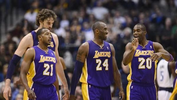 Los Mavericks retirarán el número 24 en honor a Kobe Bryant - .::RADIO NACIONAL::.