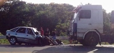 Choque frontal mata a automovilista | Noticias Paraguay
