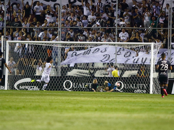 El gol de Blas Cáceres en la fecha 2 del Apertura