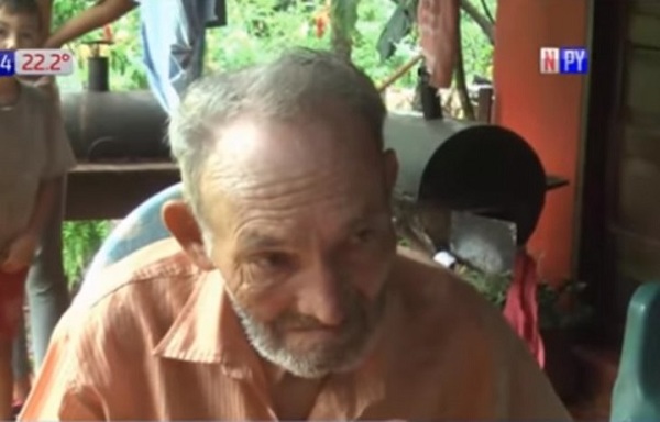 Nieto maltrató y echó de su propia casa a un abuelito de 72 años [VÍDEO] - PARAGUAYPE.COM