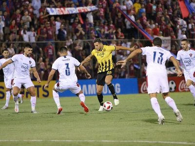 Raúl Bobadilla, con las ganas de volver a la Albirroja