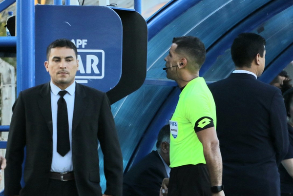 Pablo Silva destaca el buen trabajo del arbitraje y el VAR