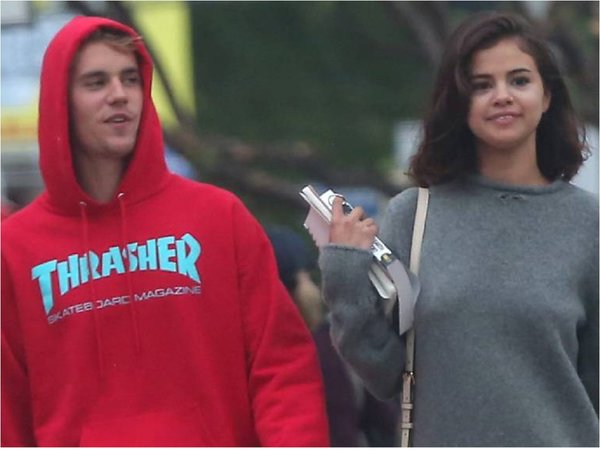Selena Gómez dice que sufrió "abuso" emocional cuando fue pareja de Bieber