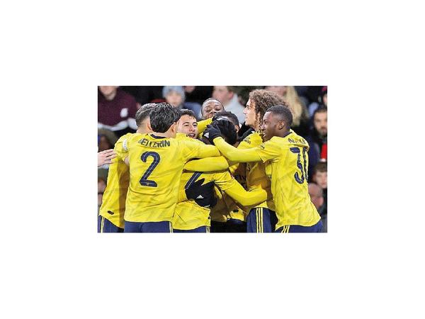 Arsenal se anota en 3ª fase de la FA Cup